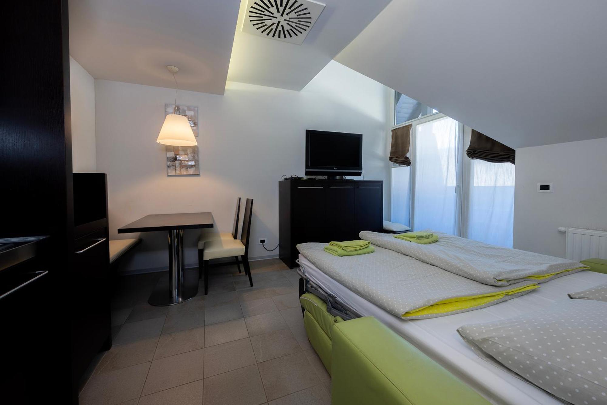 Apartments Trio Kranjska Gora Esterno foto
